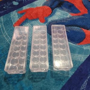 3 acrylic egg containers